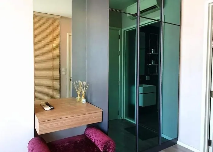 The Room, Luxury 21fl 1 Bedroom ,near Bts Apartment