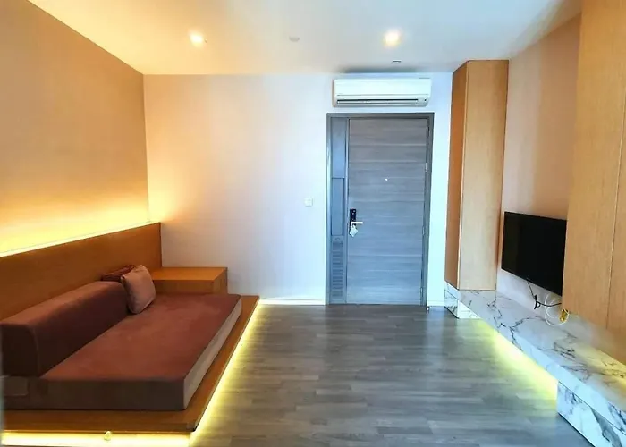 The Room, Luxury 21fl 1 Bedroom ,near Bts Apartment